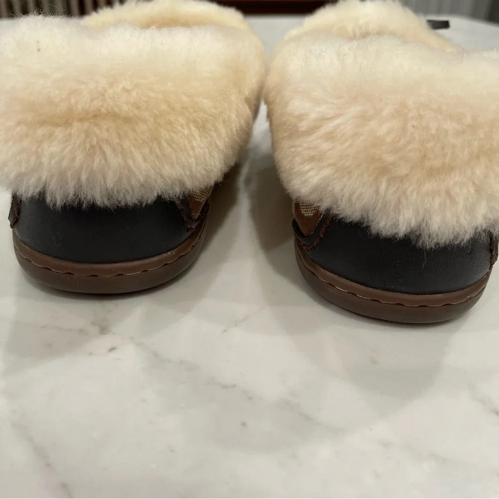 🎉2X HOST PICK🎉 Coach Fiona signature & leather shear line moccasin slippers - Picture 7 of 10